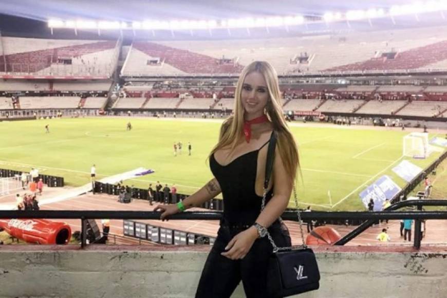 Daniela Rendón - Es la hermosa esposa de Franco Armani, portero argentino de River Plate.