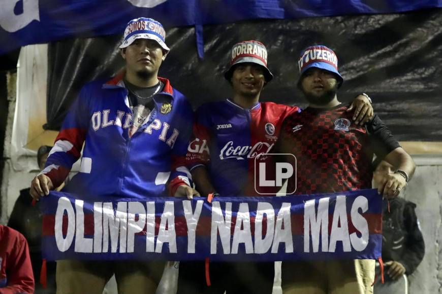 La Ultra Fiel se hizo presente en el estadio Cacique Diriangén de Nicaragua y celebró el triunfo en la Liga Concacaf.