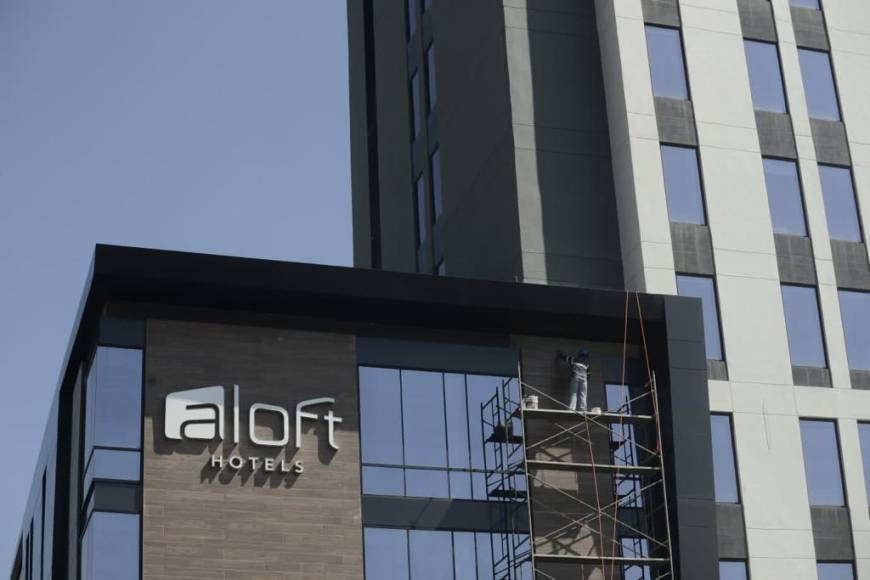 Hotel Aloft es de nueve pisos y contará con 122 habitaciones cuando este culminado.
