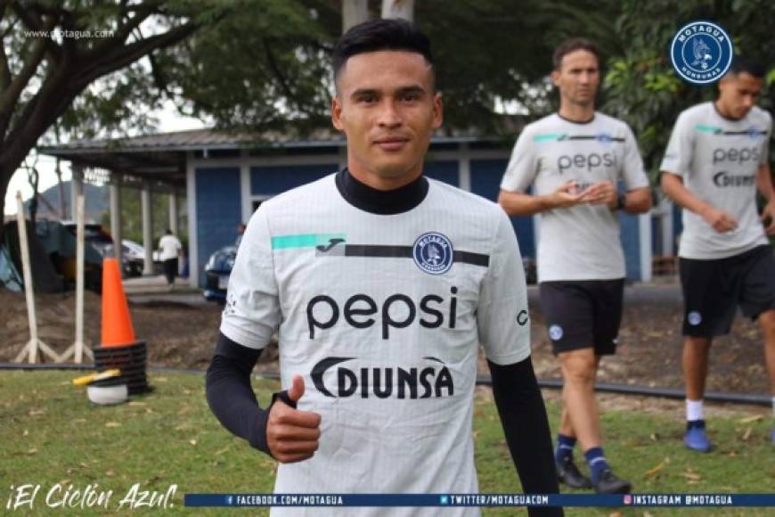 Juan “Camellito” Delgado: El centrocampista de contención es nuevo jugador del Motagua, llega procedente del Honduras Progreso.