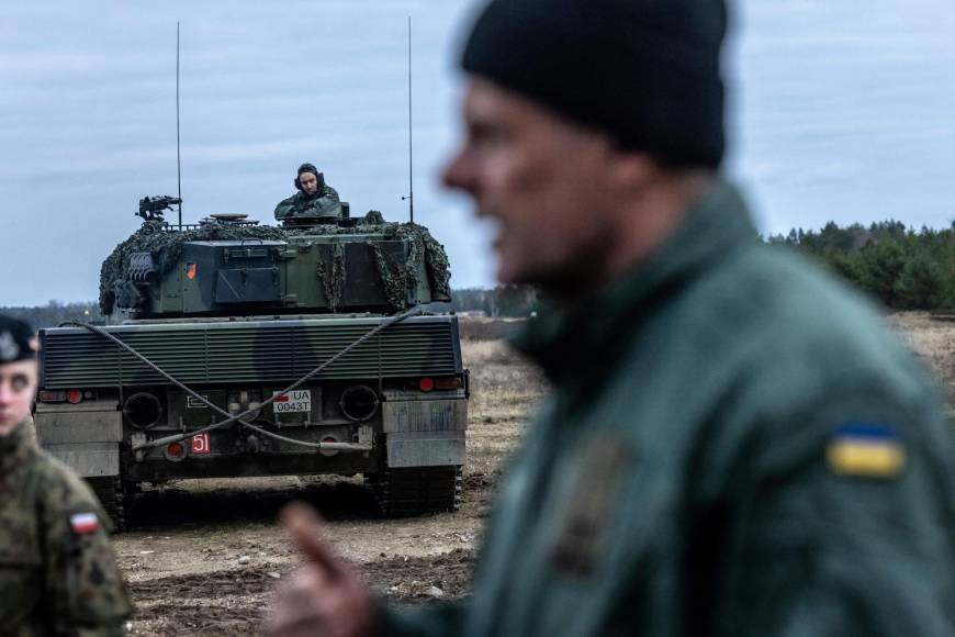 Según él, los blindados serán “de gran apoyo para el ejército” ucraniano.