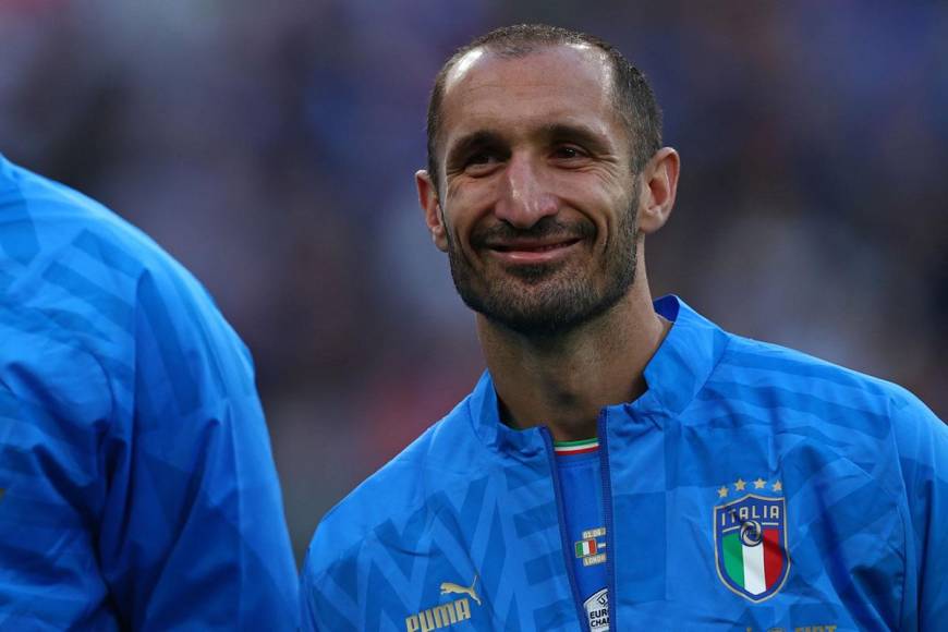 Según ‘ESPN’, el central italiano Giorgio Chiellini se incorporará esta semana a Los Ángeles FC, actuales líderes de la Conferencia Oeste de la Major League Soccer (MLS).El defensa se despedió este miércoles de la selección italiana, en el encuentro que disputó el combinado nacional de su país ante Argentina por la Finalissima.