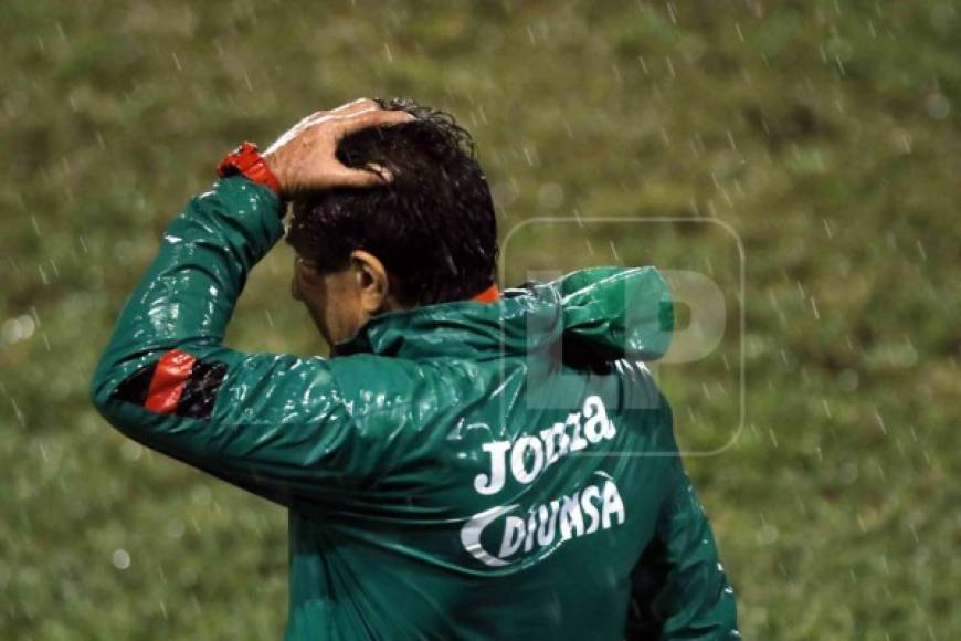 El lamento de Héctor Vargas en el partido en El Progreso.