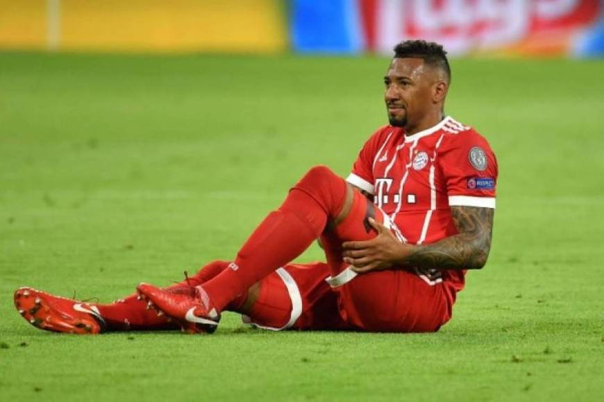 Karl-Heinz Rummenigge, director general del Bayern Múnich, ha admitido que considerarán ofertas por el internacional alemán Jerome Boateng, siempre y cuando 'la oferta sea importante'. Boateng ha sido relacionado con el Manchester United durante estos últimos días, según apuntan varios medios ingleses. Foto AFP