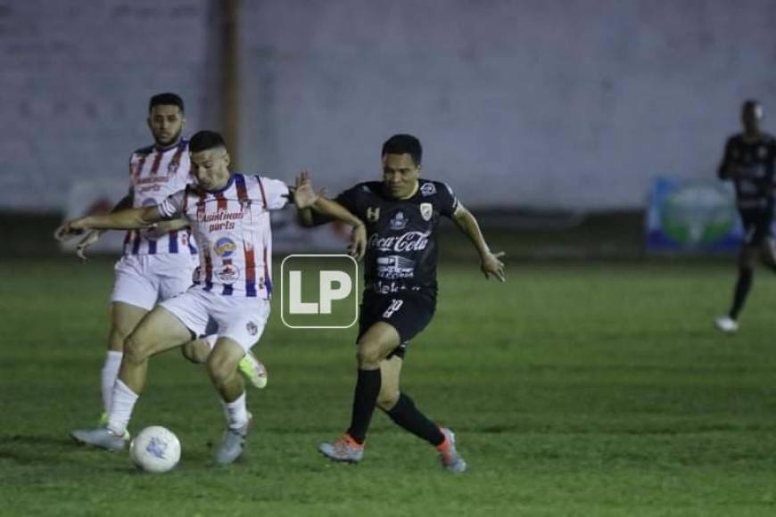 ‘Rambo‘ de León jugó de titular y demostró que tiene mucho para dar. 