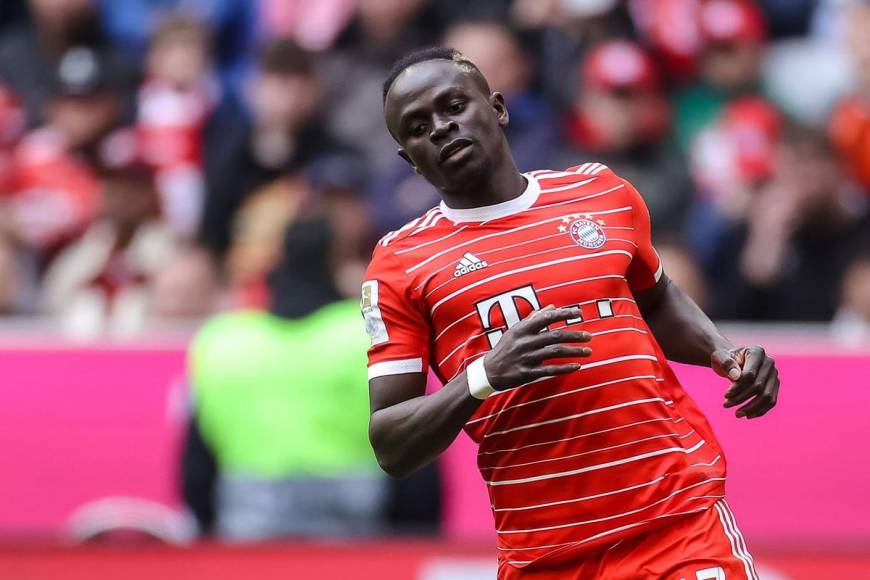 Sadio Mané - Según informa la Cadena SER, el jugador del Bayern Múnich podría recalar la próxima temporada en la Premier League vía Newscastle. Lo apuntan medios como el Mirror. El africano tendría una salida gris del conjunto alemán.