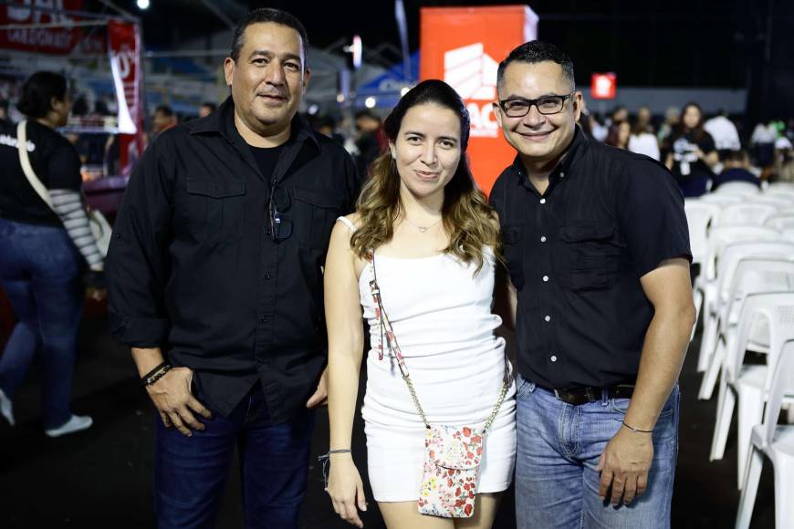 Ramón Rivera, Victoria Guzmán y Elvin Jimenez. 