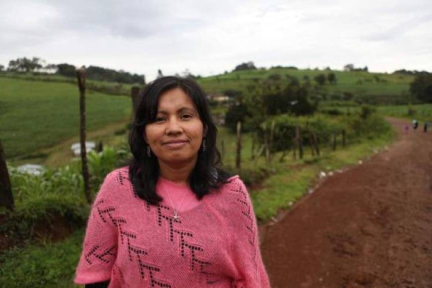 Mayra Orellana Powell es una emprendedora y fundadora de Catracha Coffe Co, con la que ha mejorado la vida de cientos de pequeños cafetaleros.