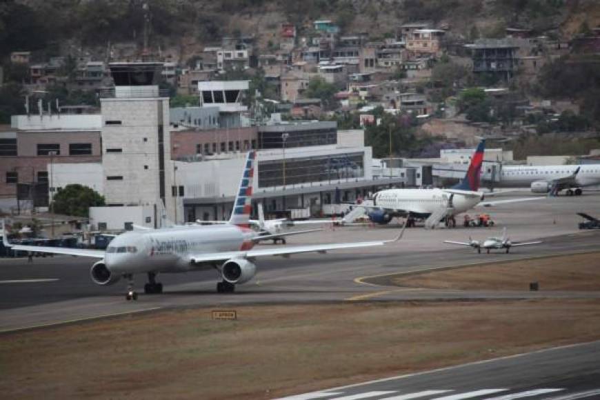 Tras el suceso, el entonces presidente Manuel Zelaya, en consejo de ministros, determinó cerrar el aeropuerto Toncontín.