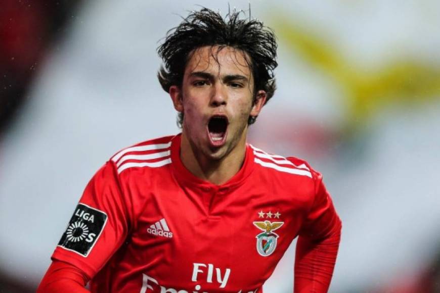 El diario Marca ha revelado que el Real Madrid intentó fichar a Joao Félix con un ofertón de 130 millones de euros con variables. Pero el Benfica rechazó la oferta que le hizo el club blanco por su joya portuguesa.