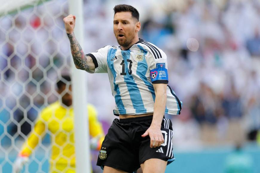 Lionel Messi celebrando su gol contra Arabia Saudita.