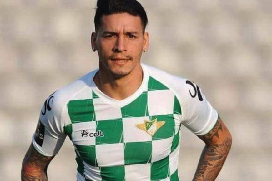 Ramón Cardozo: Todo indica que el delantero paraguayo estaría siendo anunciado como nuevo fichaje del Vida de La Ceiba. Cuenta con 33 años de edad y su último club fue el Rubio Ñu del balompié paraguayo.