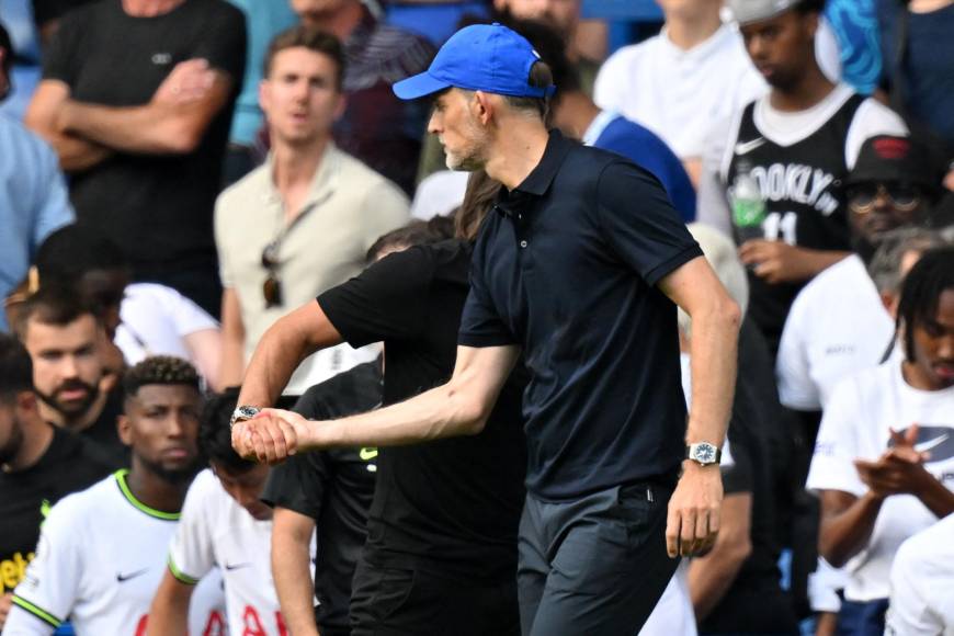 En fotos: El agarrón entre Thomas Tuchel y Antonio Conte en el Chelsea-Tottenham