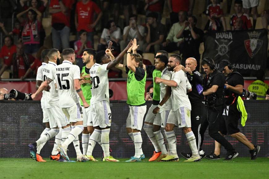 Los jugadores del Real Madrid celebrando el gol del 2-1 en la final de Copa del Rey.