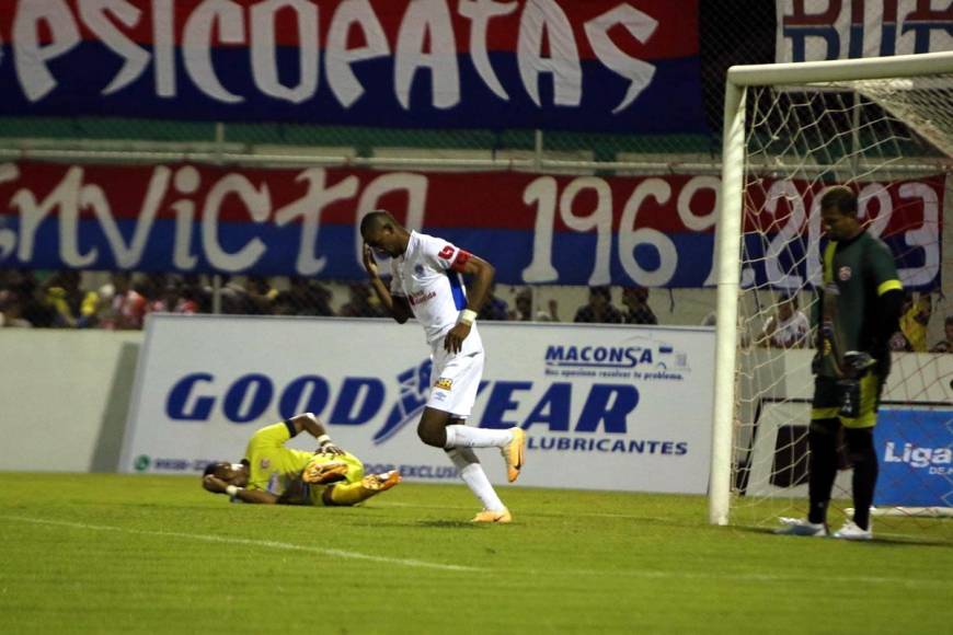 Jerry Bengtson marcó el descuento del Olimpia y llegó a 179 goles en la historia de la Liga Nacional de Honduras.