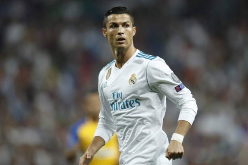 Cristiano Ronaldo se va del Real Madrid después de nueve temporadas y ha fichado por la Juventus.