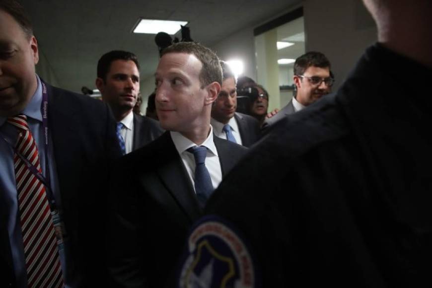 'No tuvimos una visión lo suficientemente amplia de nuestra responsabilidad, y eso fue un gran error. Fue un error mío, y lo siento', dijo Zuckerberg, quien semanas atrás ya se disculpó por este tema en medios de comunicación.