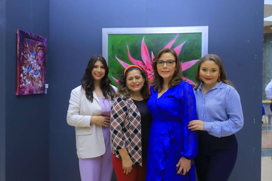 Kate Padilla, Amalia Alachán, Nidia Manzanares y Andrea Umaña
