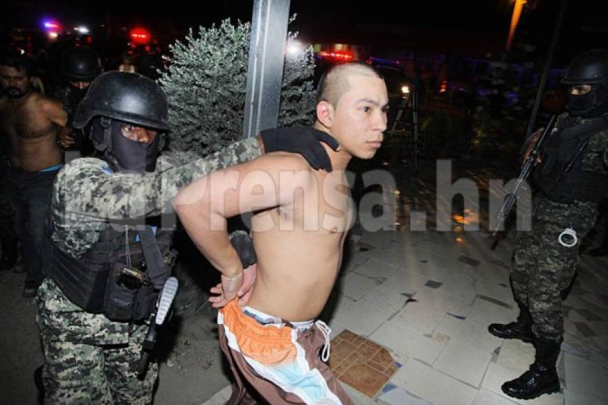 Cristian Cálix Hernández, alias el 'Little Sam' quien había sido trasladado a la cárcel de máxima seguridad 'El Pozo' logró obtener su libertad tras el pago de una conciliación de 20 mil lempiras.