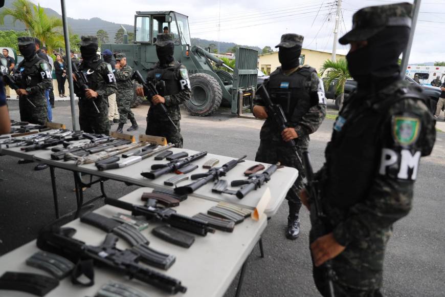 El Gobierno que dirige la presidenta Xiomara Castro designó a la Policía Militar la intervención de las prisiones del país. 