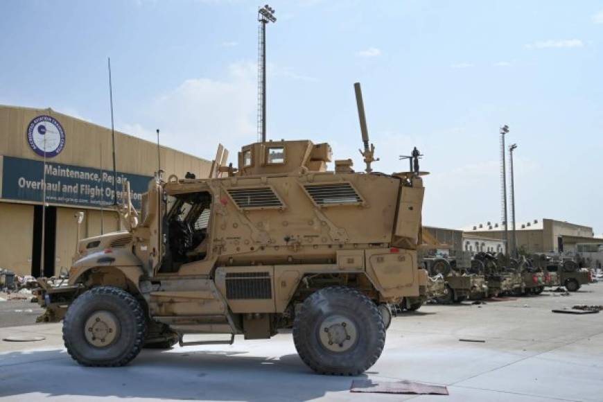 Botín de guerra: Talibanes toman equipo de guerra 'abandonado' por EEUU y valorado en millones de dólares
