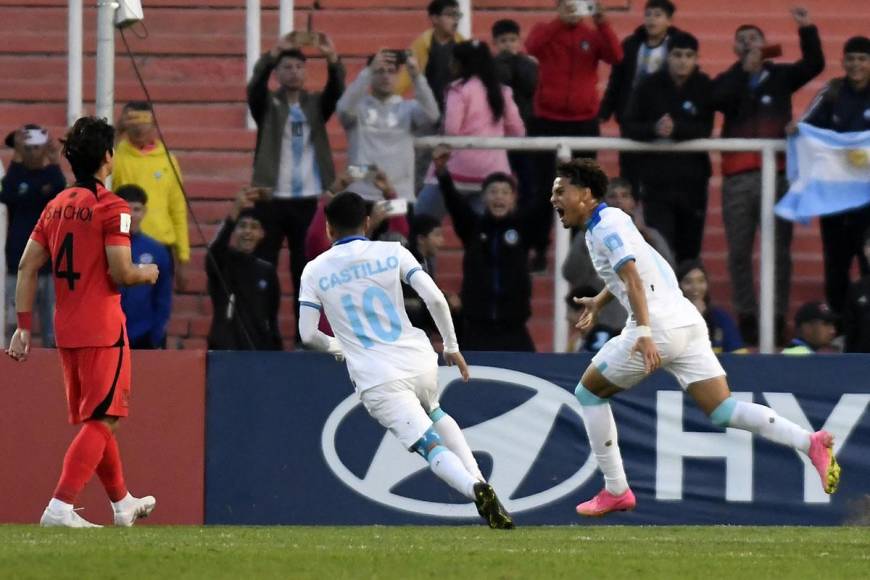 David Ruiz celebrando su primer gol en el Mundial Sub-20 de Argentina.