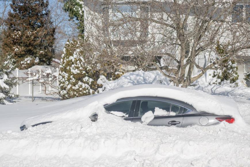 “Se esperan fuertes nevadas desde el sur de las montañas Rocosas hasta Nueva Inglaterra, en tanto que habrá intensas heladas desde Texas a Pennsylvania”, informó el NWS.