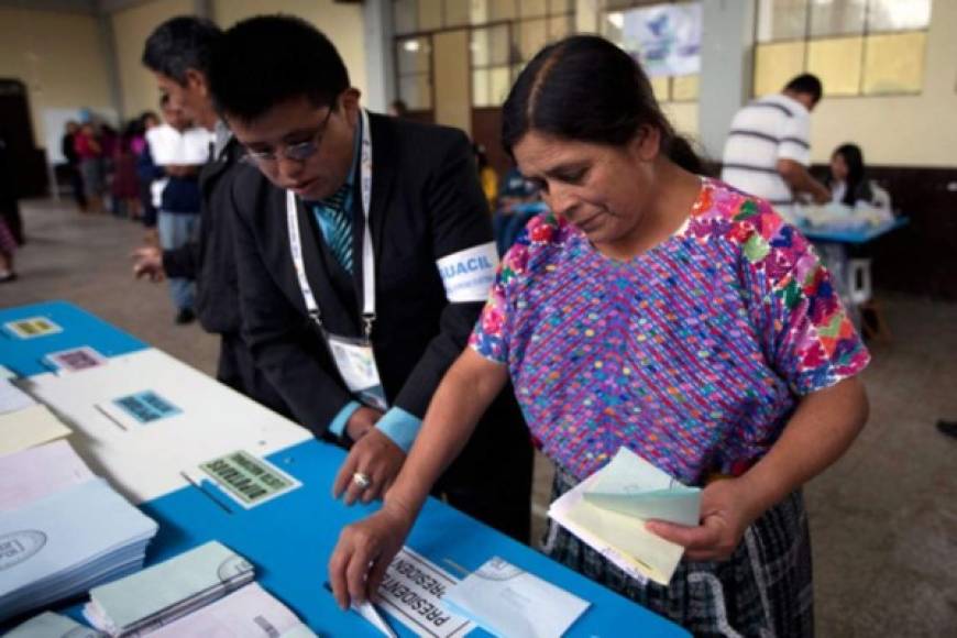 Más de 8 millones de guatemaltecos, incluyendo los inmigrantes en EEUU, están convocados a las urnas para las elecciones del próximo 16 de junio en las que elegirán al nuevo presidente, 340 alcaldes, 160 diputados al Congreso y 20 al Parlamento Centroamericano.