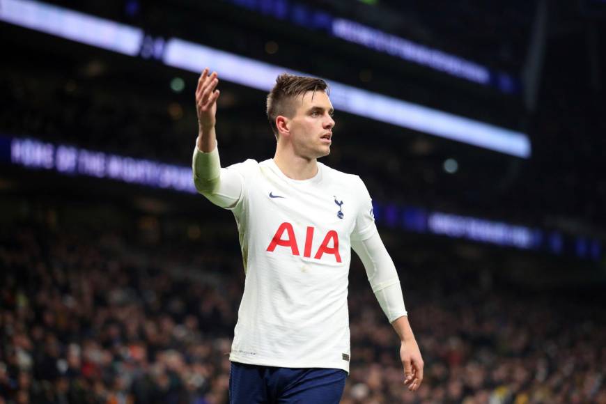 En ‘El Chiringuito’ informan que “el Tottenham ha ofrecido a Lo Celso al Sevilla”. Giovani Lo Celso es un centrocampista argentino de 25 años que triunfó en el Betis entre 2018 y 2019 antes de dar el salto a la Premier en las filas del Tottenham.