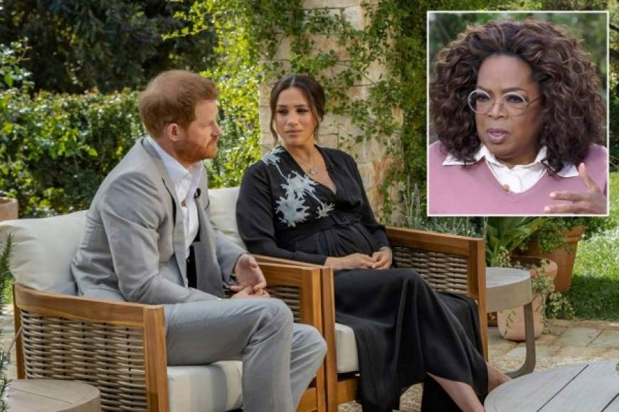 En la entrevista que Markle tuvo con Oprah Winfrey el domingo, la Duquesa detalló cómo su salud mental se había deteriorado gracias a la prensa mientras estaba embarazada, y el daño que sufrió al sentir la falta de protección por parte de la gente del Palacio de Buckingham, hogar de la Reina Isabel II. 'Simplemente no quería seguir viva. Y ese era un pensamiento muy real, claro, aterrador y constante', confesó.