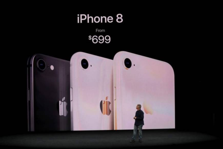 El iPhone X también incorporará mejoras en sus prestaciones fotográficas y en sus baterías, que durarán dos horas más que las del iPhone 7. AFP