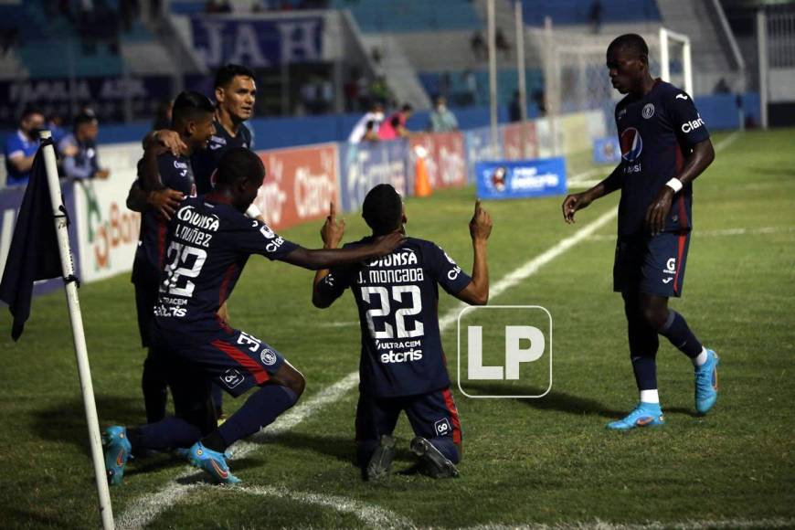 Jesse Moncada abrió el marcador para Motagua ante Honduras Progreso.