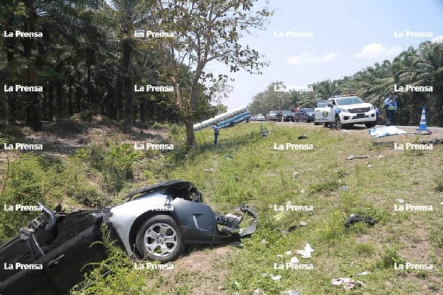 Los vehículos que participaron en el accidente quedaron a un kilómetro de distancia luego del impacto.