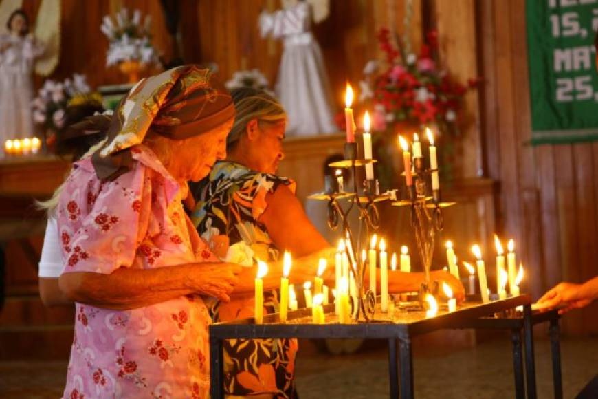El turismo religioso en Semana Santa incrementa en los diferentes iglesias del país-