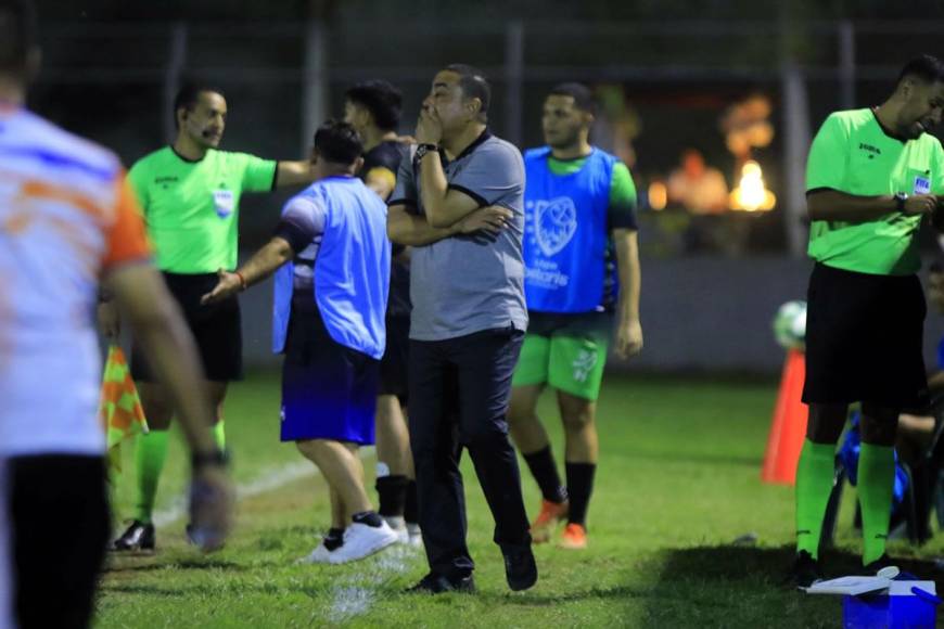 El lamento de Jhon Jairo López, entrenador del Honduras Progreso, por su segunda derrota consecutiva en casa.
