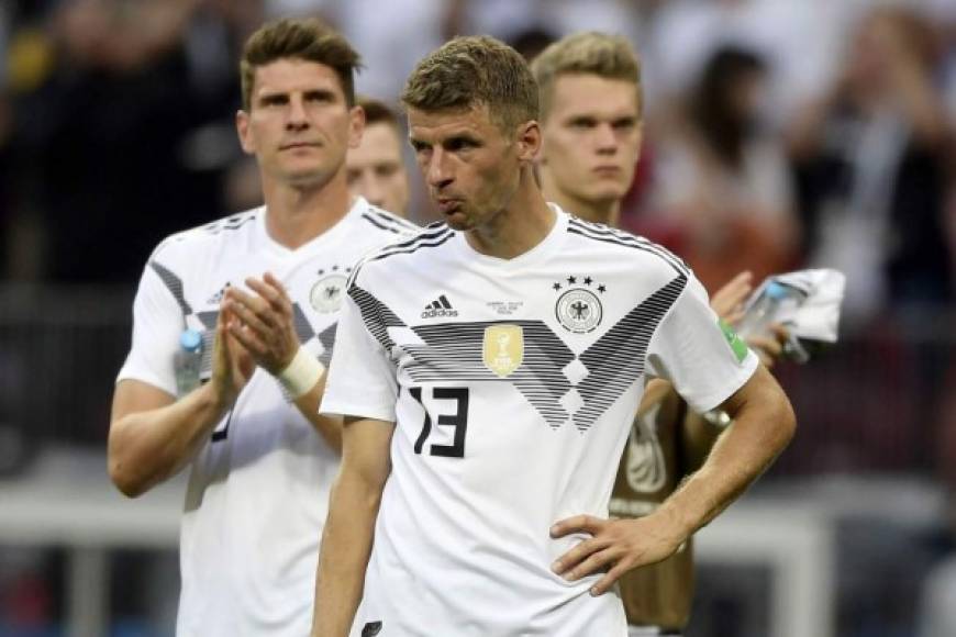 Thomas Müller incrédulo por la derrota de Alemania contra México en el estreno mundialista. Foto AFP