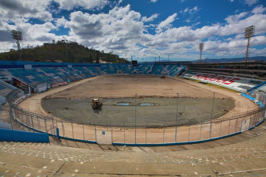 Cada día queda menos para que el fútbol regrese al estadio Nacional Chelato Uclés de Tegucigalpa, que ahora contará con una grama de primer mundo.
