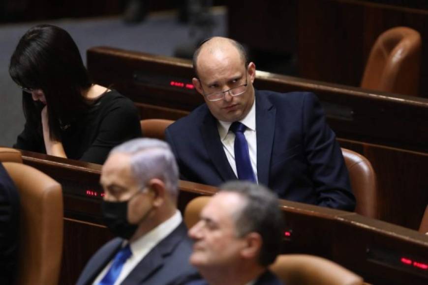El exempresario, de 49 años, se impuso como la pieza clave de las coaliciones formadas por Netanyahu. Y pese a su resultado mediocre en las legislativas de marzo, dió el golpe de gracia a su exmentor.