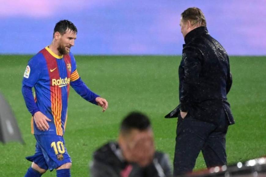 Todavía con la incertidumbre sobre la continuidad o no de Messi, en el Barcelona se viene una limpieza en la plantilla con la venta de varios jugadores para la próxima temporada. Foto AFP.