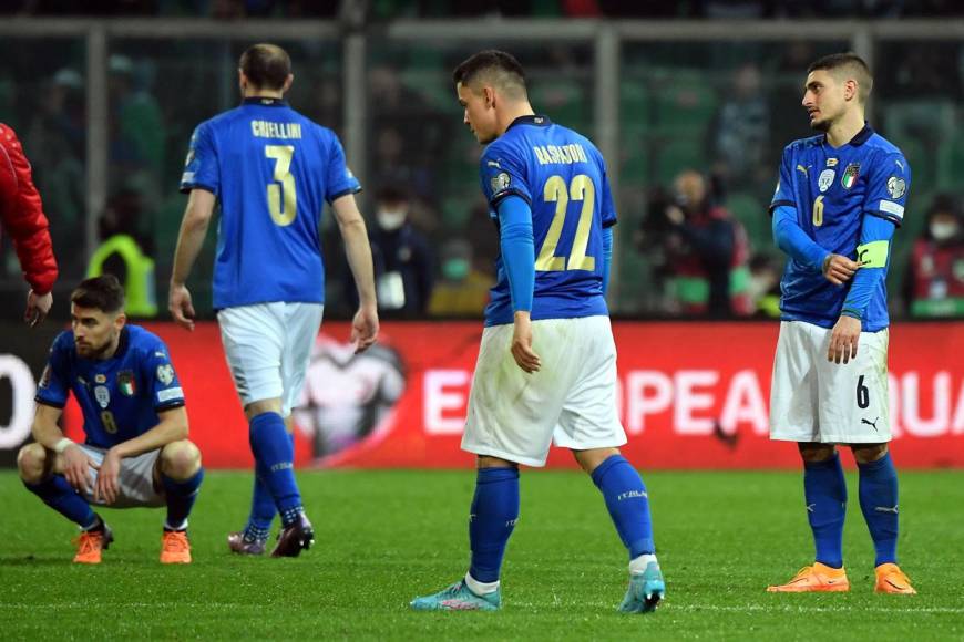 Cuatro años después de perderse Rusia-2018, Italia quedó fuera de su segundo Mundial consecutivo al perder en la repesca contra Macedonia del Norte.