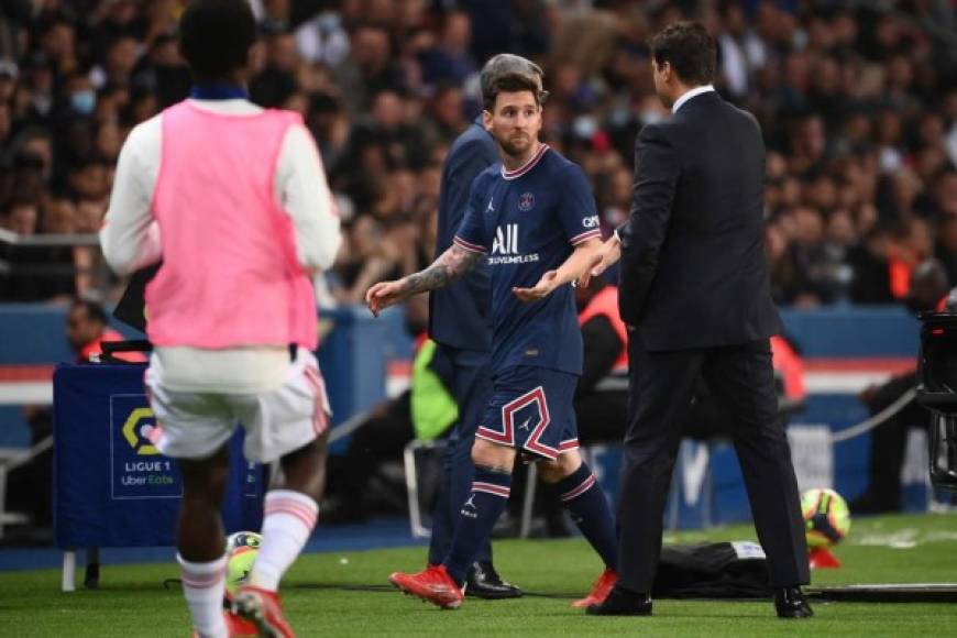 Las imágenes de la bronca de Messi con Pochettino: le negó el saludo y su cara de pocos amigos