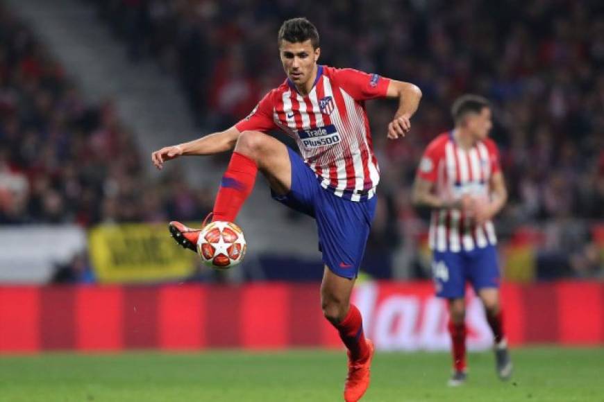 El agente del mediocampista español Rodrigo Hernández le anunció al Atlético de Madrid que el Manchester City pagará la cláusula de 70 millones por el jugador, según informó la Cadena Cope.