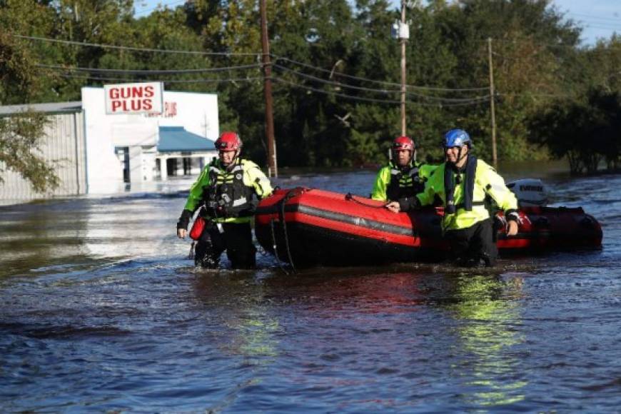 Tras decretar el estado de emergencia, el presidente Donald Trump realizará una visita este miércoles a Carolina del Norte, el estado más afectado por Florence, para supervisar los daños provocados por la tormenta que tocó tierra el pasado viernes en la costa este del país.