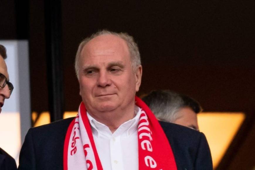 Uli Hoeness ha confirmado que abandonará la presidencia del Bayern de Munich. El diario Bild publicó que el dirigente muniqués no se presentará a la reelección. Hoeness de 67 años se retirará después de 40 años ligado al club bávaro.