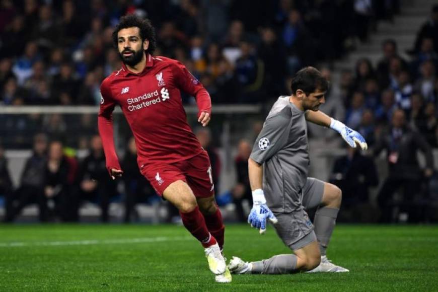 Mohamed Salah hizo el segundo gol del Liverpool y lo sufrió Iker Casillas.