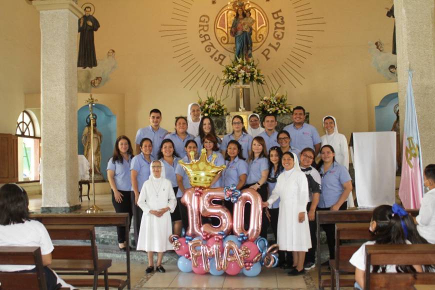 Celebración del 150 aniversario de la Congregación de las Hijas de María Auxiliadora