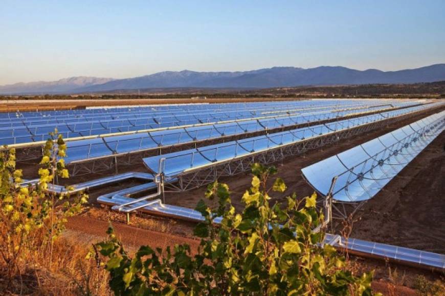 En Marruecos se está construyendo la mayor planta de energía solar del mundo.