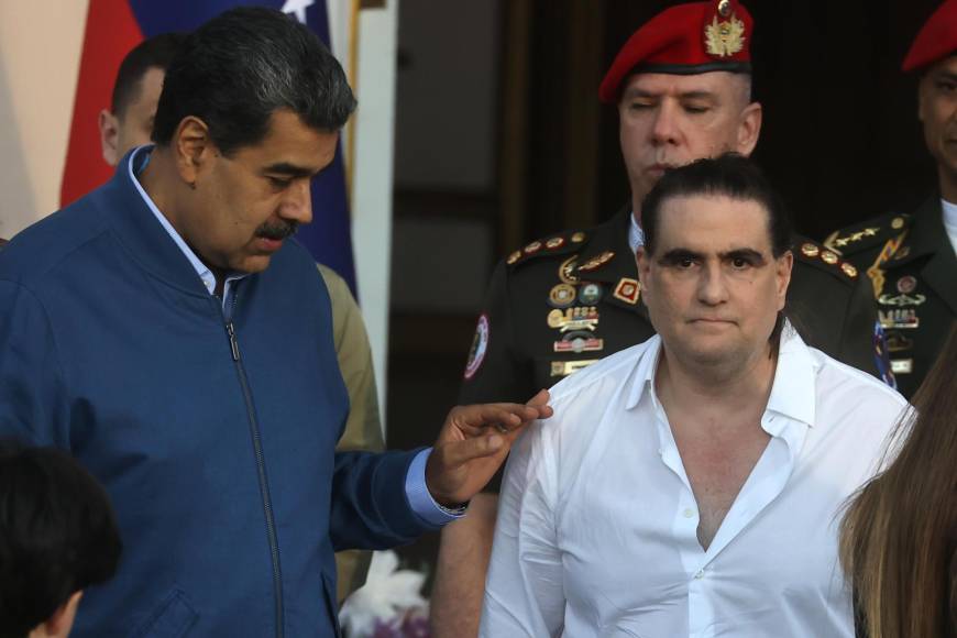 Saab siempre se mantuvo como un empresario de bajo perfil y sin mucha relevancia en Colombia, Venezuela o EE.UU., cobró reconocimiento luego de que en 2017 la exfiscal venezolana Luisa Ortega lo acusó de ser uno de los testaferros de Maduro. 