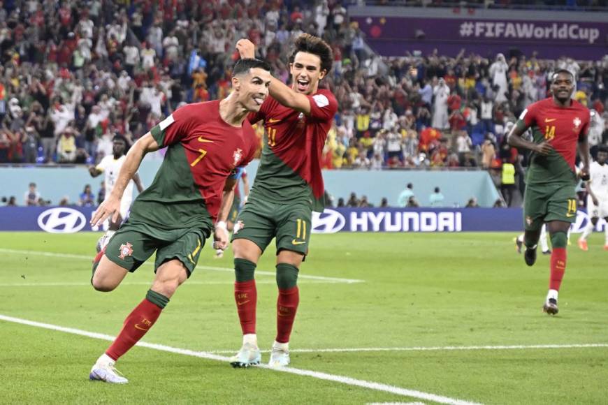 La celebración de Cristiano Ronaldo tras su gol de penal contra Ghana.