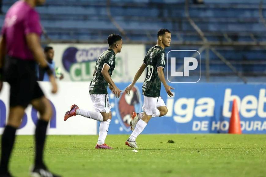 Damin Ramírez también marcó un golazo para el descuento del Marathón.